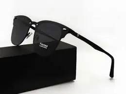 Man Black Sun Glass